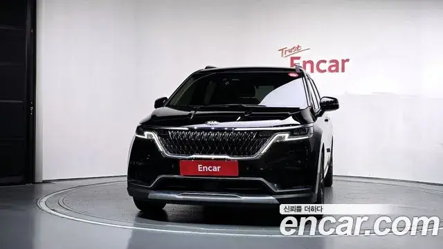 Kia Carnival 2020 — Фото 3/20