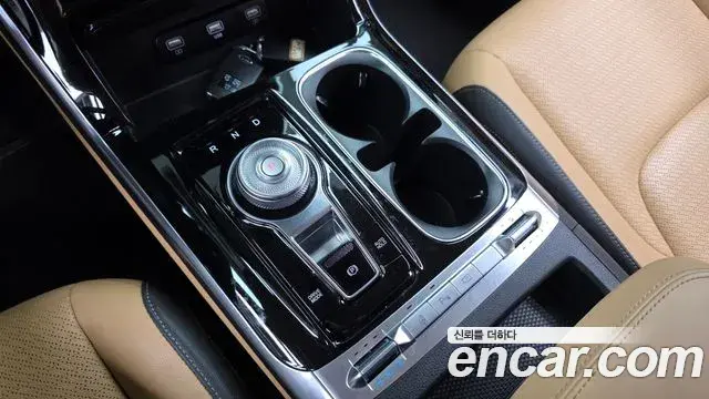 Kia Carnival 2020 — Фото 9/20