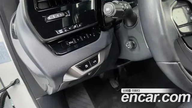 Lexus RX350h 2025 — ფოტო 27/30
