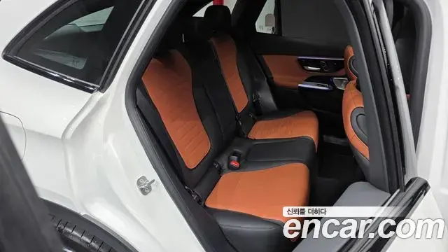 Mercedes-Benz GLC-Class 2026 — Фото 11/20