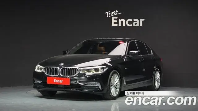 BMW 5 Series 2018 — Фото 1/20