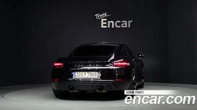 Porsche 718 Cayman 2024 — Photo 21/31