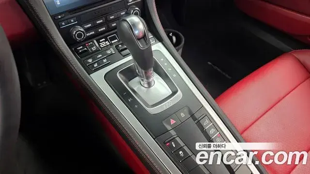 Porsche 718 Cayman 2024 — Photo 2/31