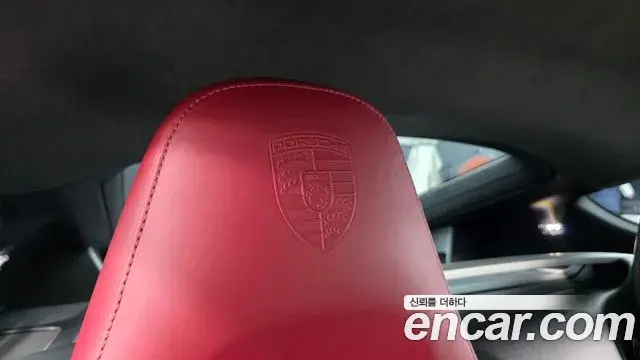 Porsche 718 Cayman 2024 — Photo 17/31