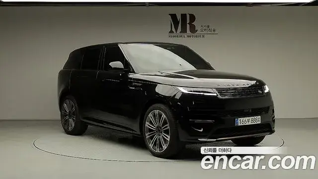 Land Rover Range Rover Sport 2026 — Фото 1/20