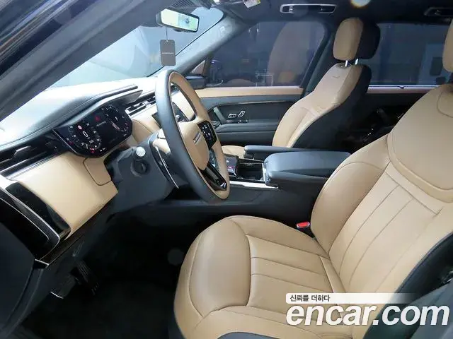 Land Rover Range Rover Sport 2026 — Фото 4/20