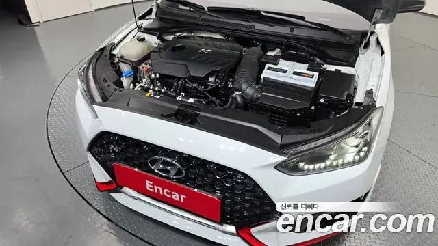 Hyundai Veloster 2019 — Фото 6/20