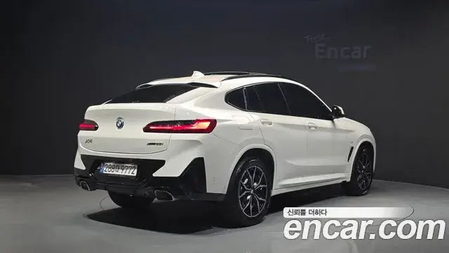 BMW X4 2023 — Фото 2/20