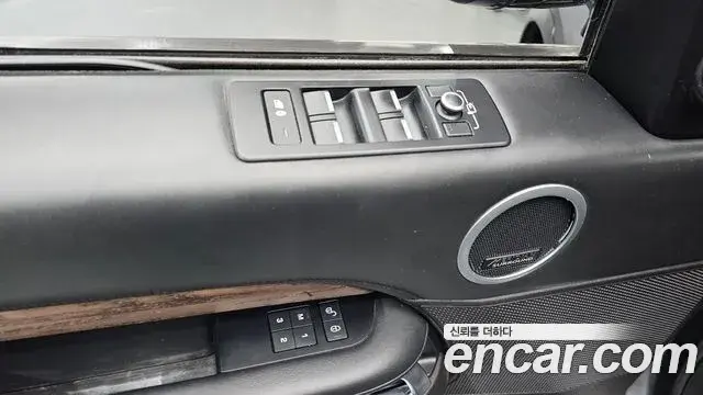 Land Rover Discovery 5 2019 — Şəkil 30/30