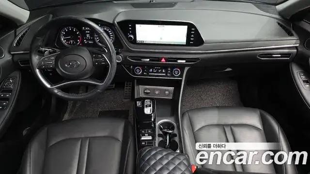 Hyundai Sonata 2021 — Фото 7/20