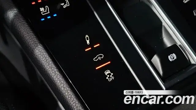 Porsche Macan 2022 — Şəkil 8/42