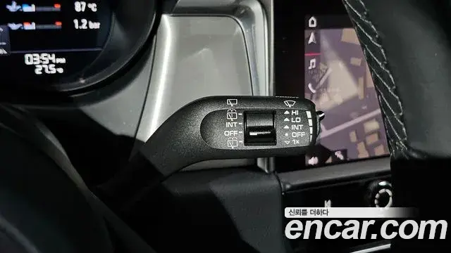 Porsche Macan 2022 — Şəkil 3/42