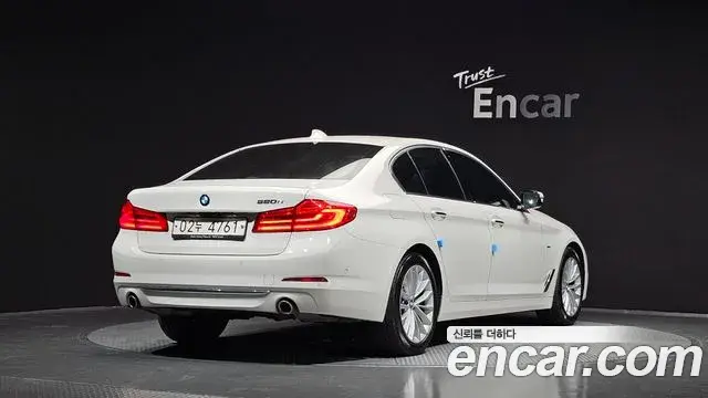 BMW 5 Series 2018 — Фото 2/20
