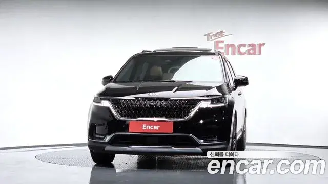 Kia Carnival 2020 — Фото 3/20