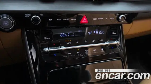 Kia Carnival 2020 — Фото 18/20