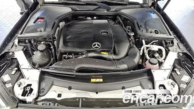 Mercedes-Benz E-Class 2021 — Фото 6/20
