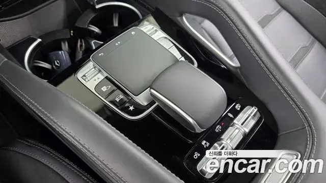 Mercedes-Benz GLE-Class 2022 — Фото 17/20