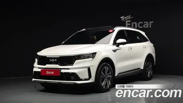 Kia Sorento 2022 — Фото 1/20
