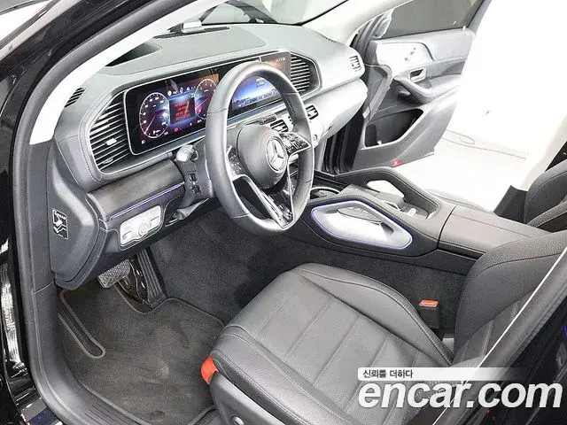 Mercedes-Benz GLE-Class 2025 — Фото 10/20