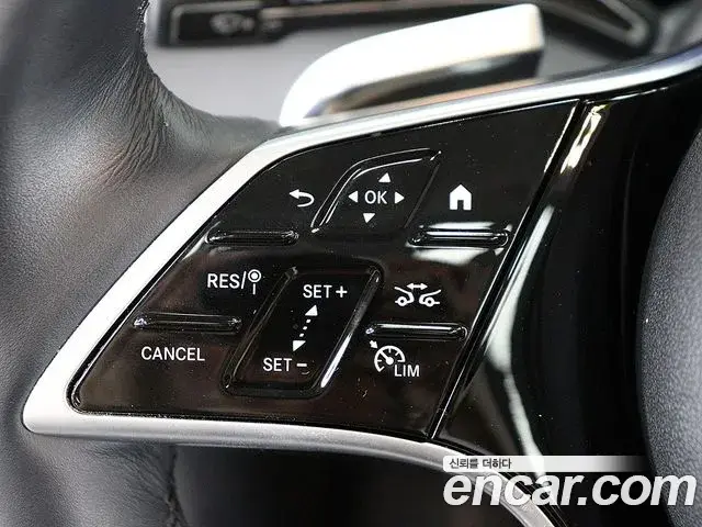 Mercedes-Benz GLE-Class 2025 — Фото 15/20
