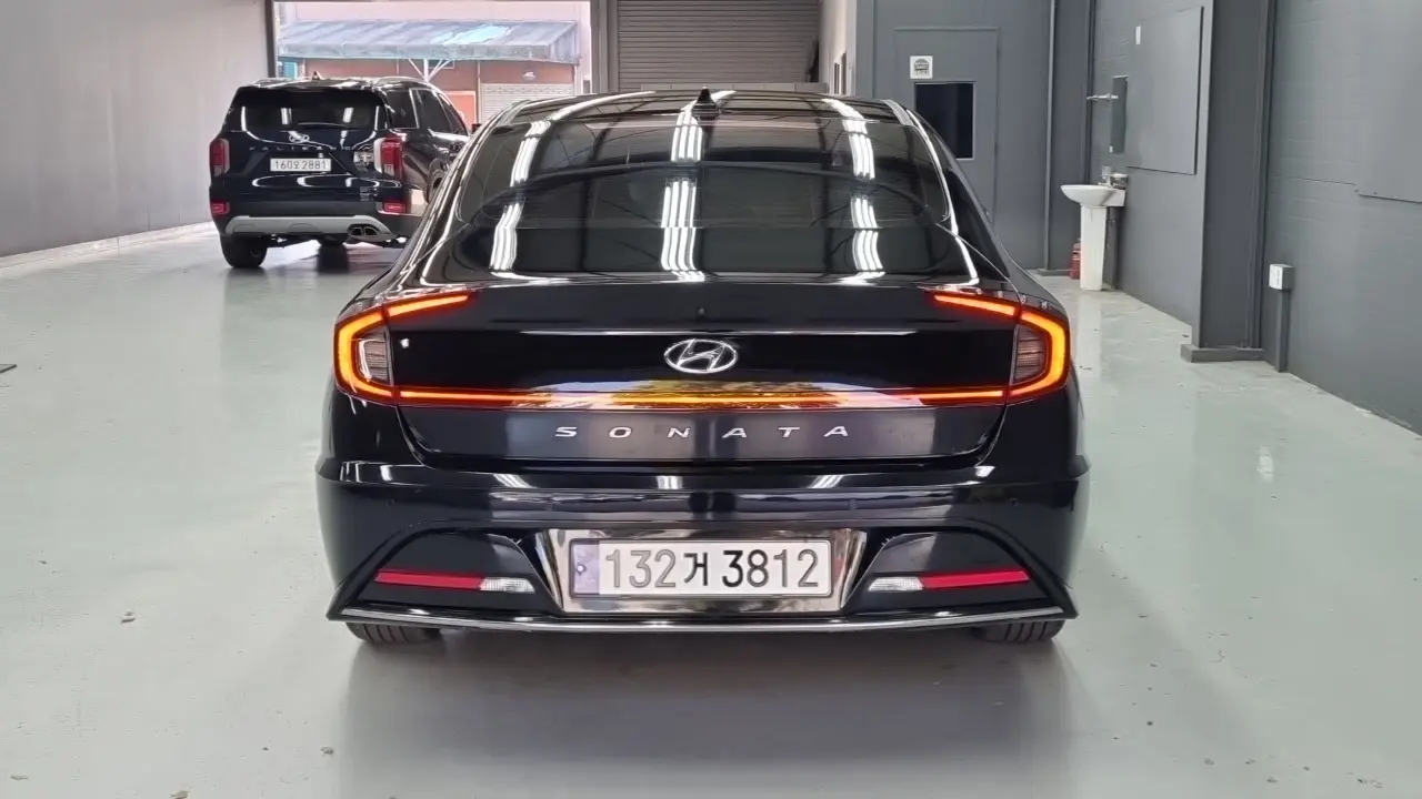 Hyundai Sonata 2022 — Фото 3/18
