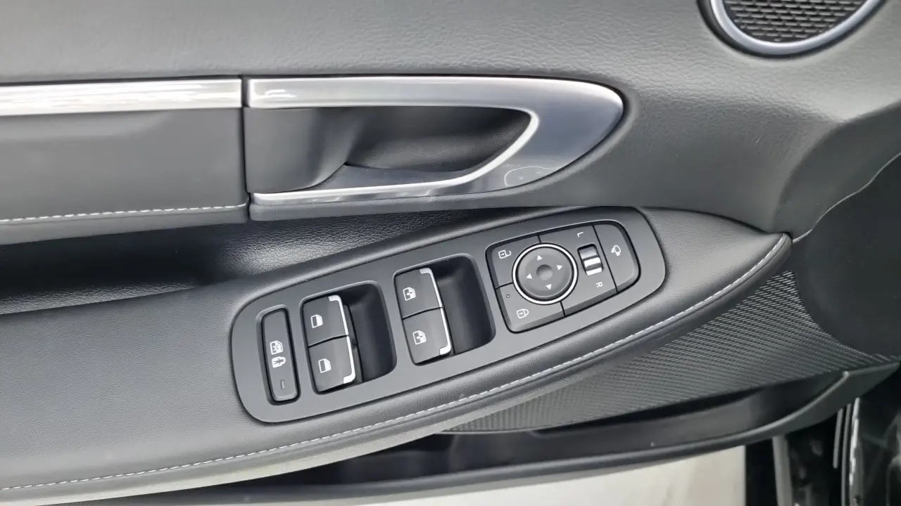 Hyundai Sonata 2022 — Фото 16/18