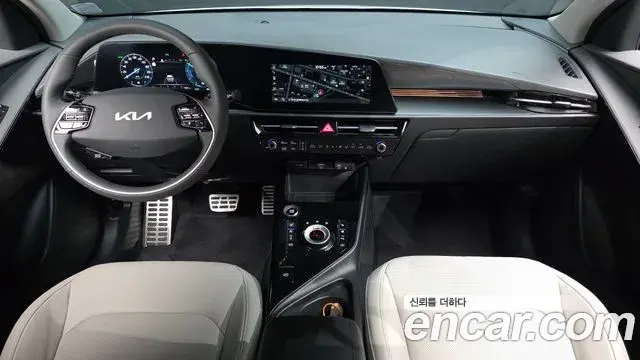 Kia Niro 2024 — Фото 7/20