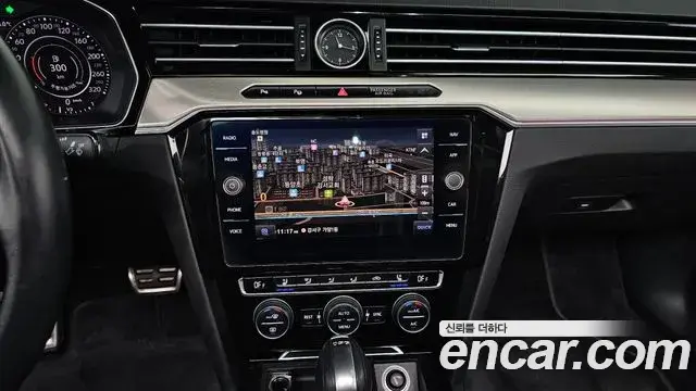 Volkswagen Arteon 2019 — Şəkil 20/33