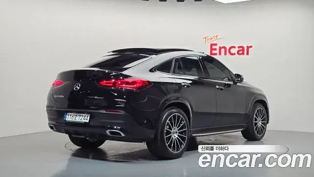 Mercedes-Benz GLE-Class 2022 — Фото 2/20