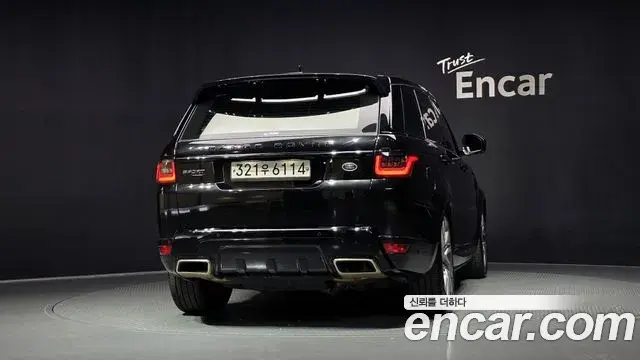 Land Rover Range Rover Sport 2020 — Фото 4/20