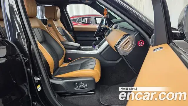 Land Rover Range Rover Sport 2020 — Фото 11/20