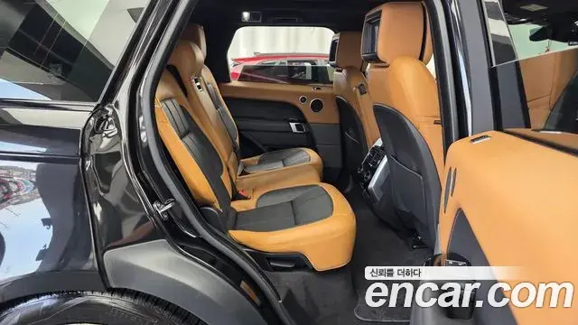 Land Rover Range Rover Sport 2020 — Фото 12/20