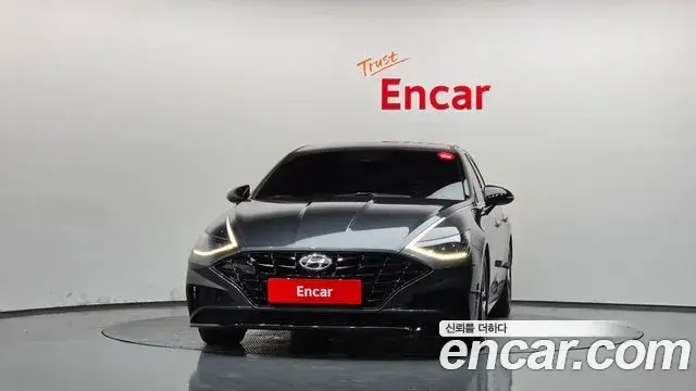Hyundai Sonata 2021 — Фото 3/20