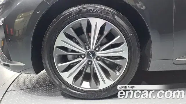 Kia K8 2022 — ფოტო 23/30