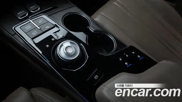 Kia K8 2022 — ფოტო 25/30