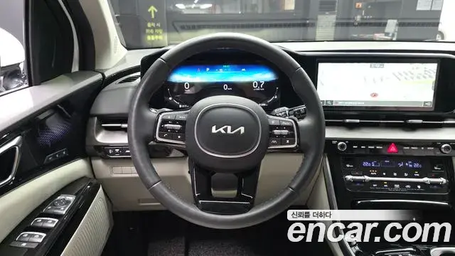Kia Carnival 2023 — Фото 14/20