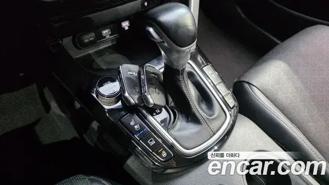 Kia Seltos 2019 — ფოტო 10/30