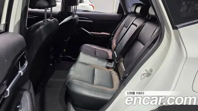Kia Seltos 2019 — ფოტო 6/30