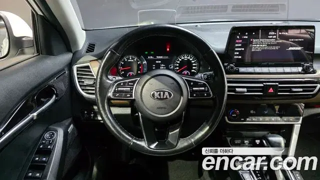 Kia Seltos 2019 — ფოტო 19/30