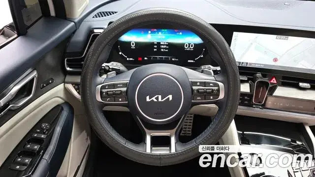 Kia Sportage 2024 — Фото 13/20