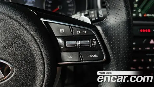 Kia Sportage The Bold 2020 — Фото 17/20