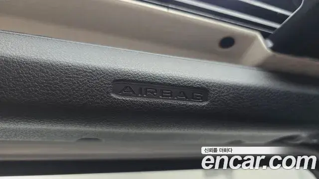 Jeep Wrangler 2025 — Фото 14/20