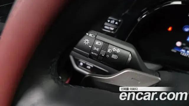 Lexus NX350h 2025 — Şəkil 30/36