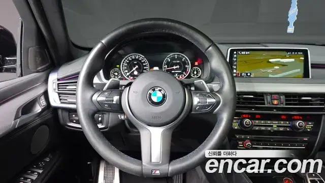 BMW X6 2018 — Фото 15/20