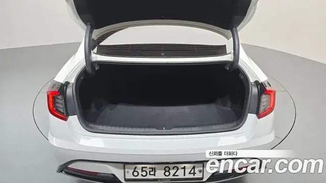 Hyundai Sonata 2019 — Фото 16/20