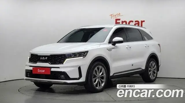 Kia Sorento 2022 — Фото 1/20