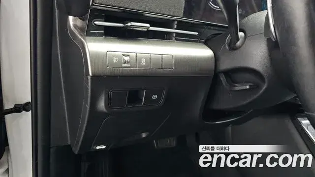 Hyundai Kona 2023 — Фото 18/20