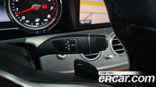 Mercedes-Benz E-Class 2019 — Фото 9/20
