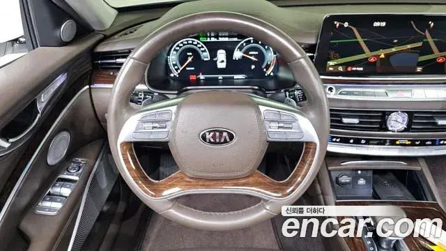 Kia The K9 2018 — Фото 15/20