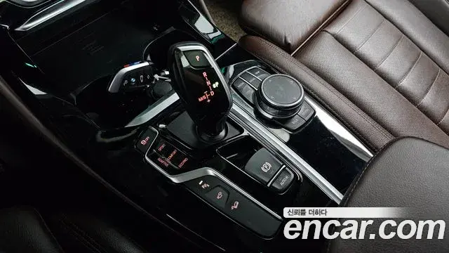 BMW X4 2021 — Фото 9/20